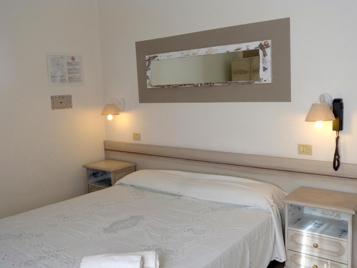 Hotel D'Annunzio Cattolica Oda fotoğraf