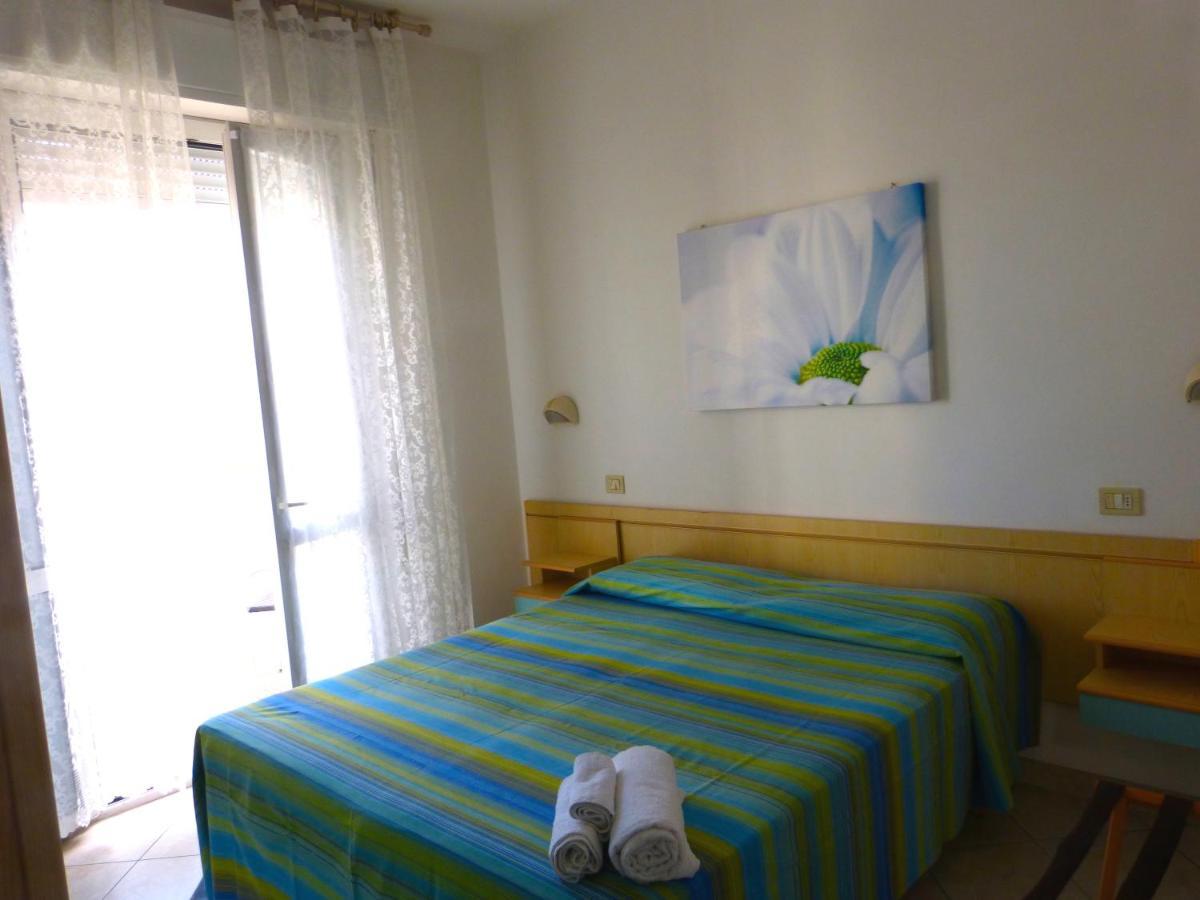 Hotel D'Annunzio Cattolica Dış mekan fotoğraf