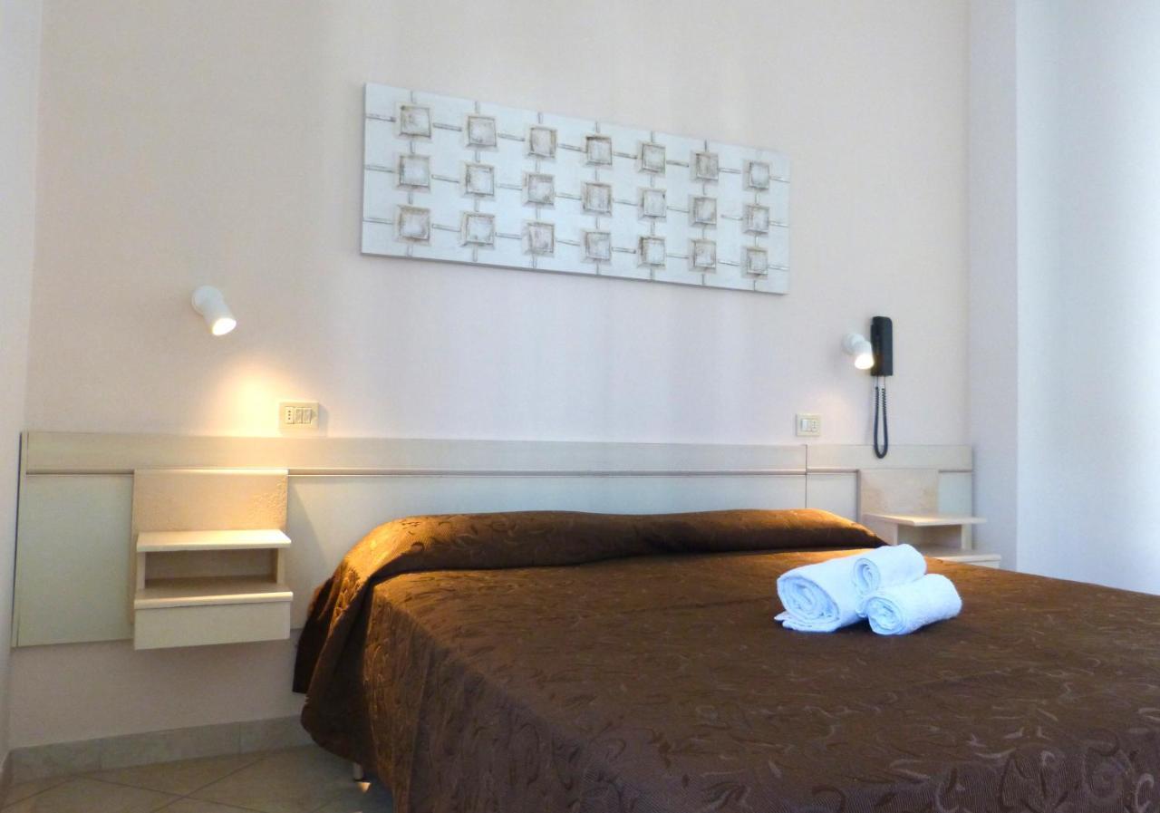 Hotel D'Annunzio Cattolica Dış mekan fotoğraf