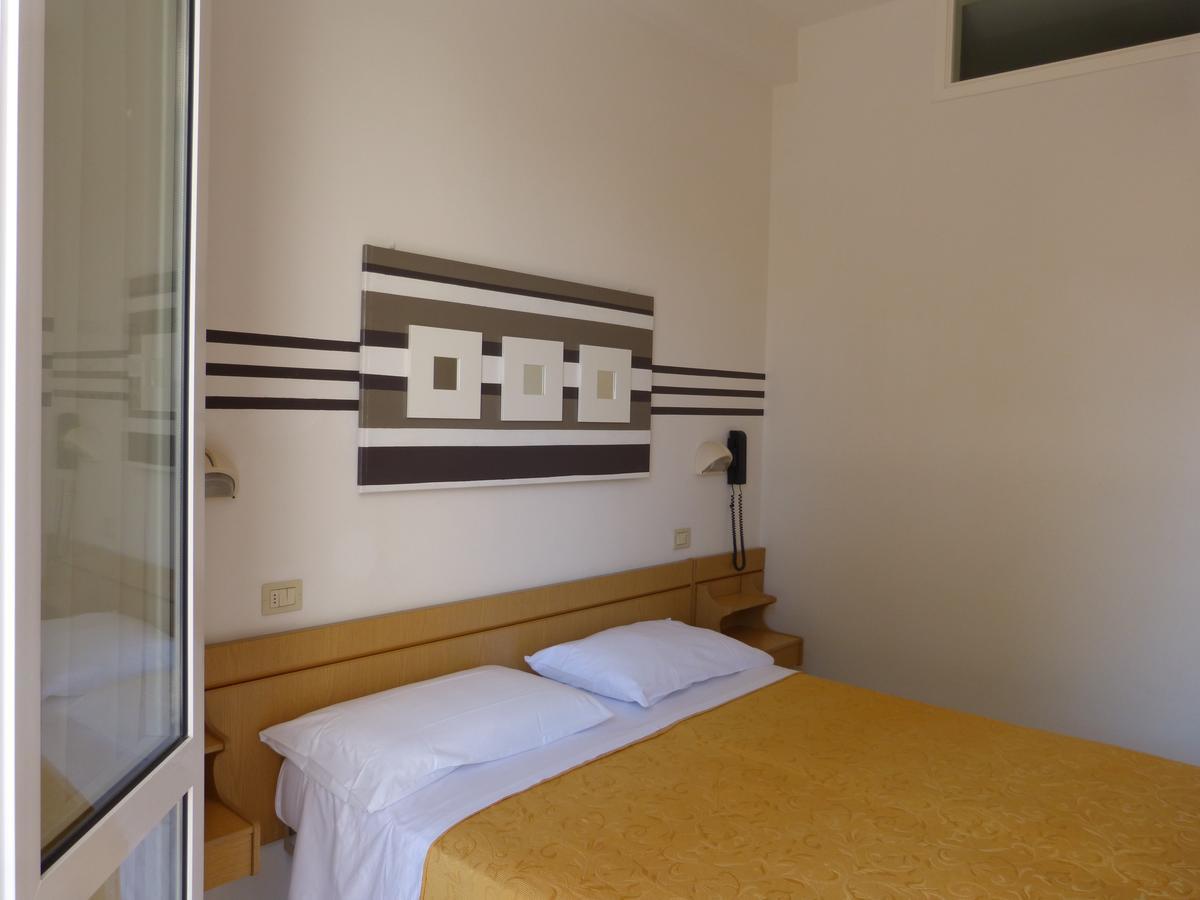 Hotel D'Annunzio Cattolica Dış mekan fotoğraf